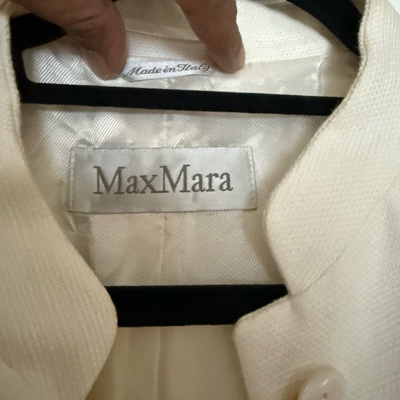 MaxMara Ivory Textured Garment - Picture 6 of 12